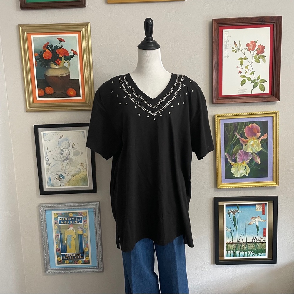 Vintage Embroidered V-Neck Black Women's Top